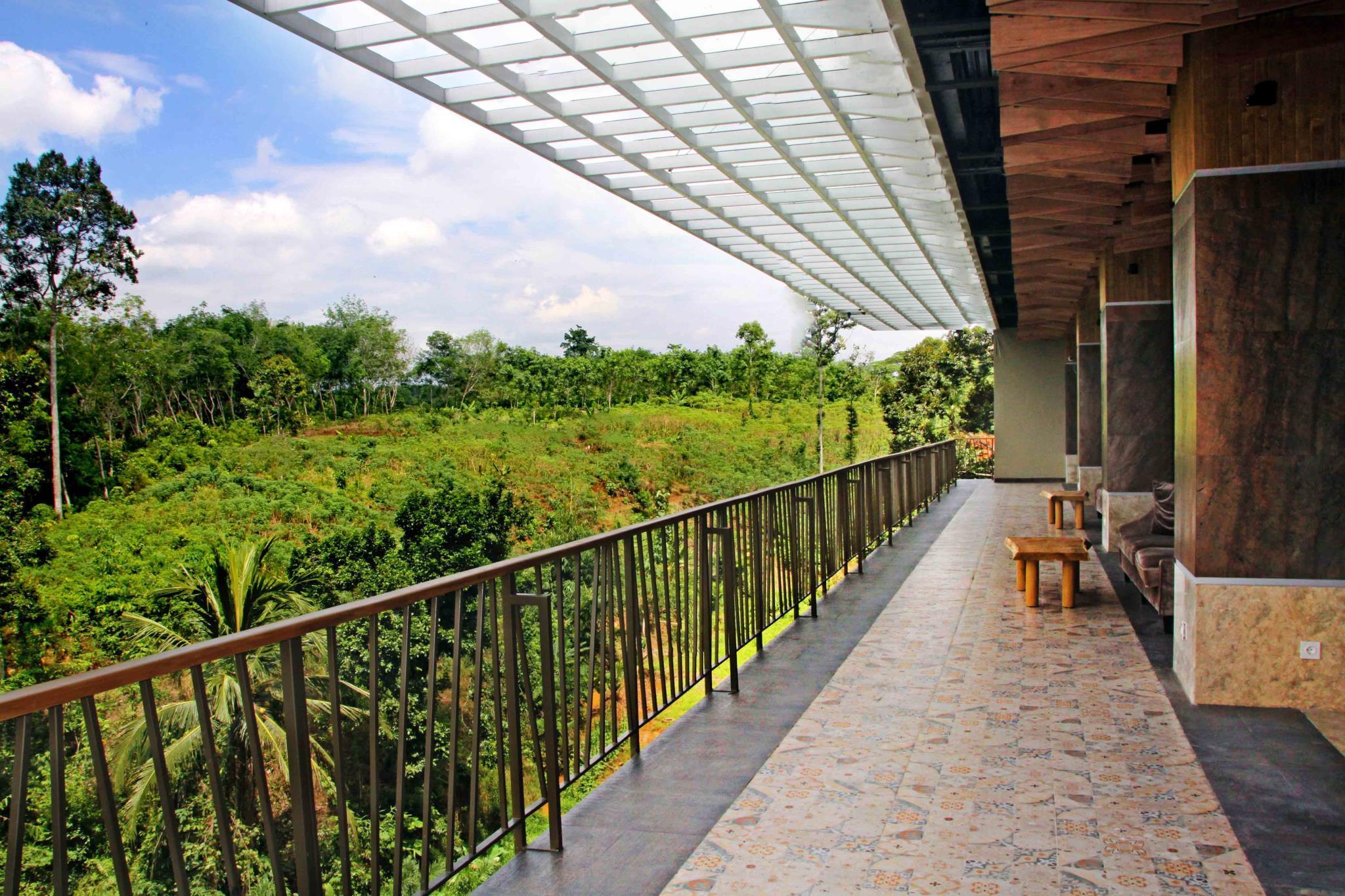 Famvida Hotel Lubuklinggau מראה חיצוני תמונה