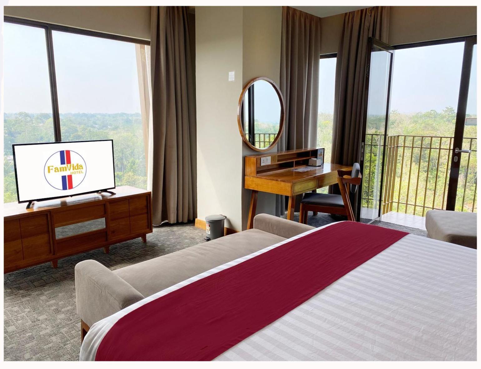 Famvida Hotel Lubuklinggau מראה חיצוני תמונה