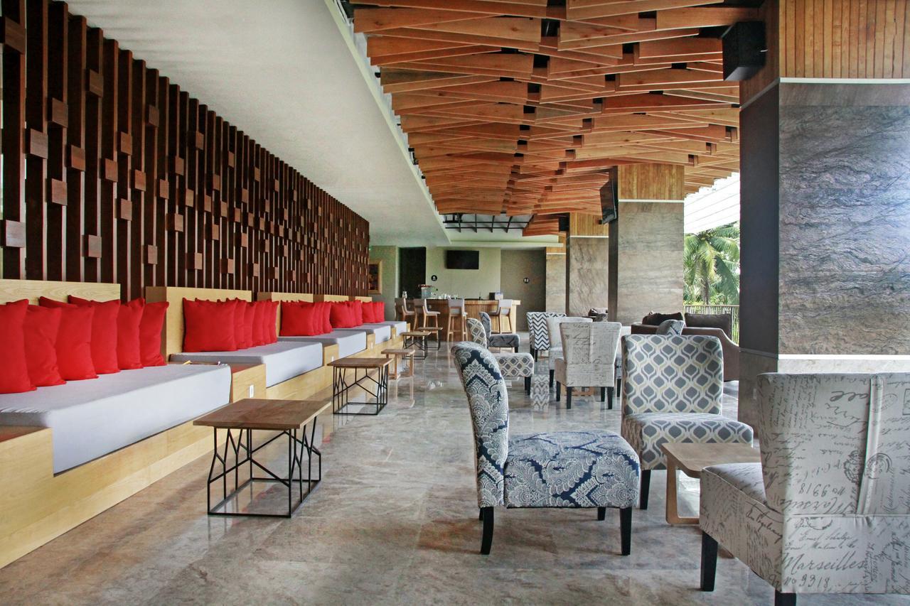 Famvida Hotel Lubuklinggau מראה חיצוני תמונה