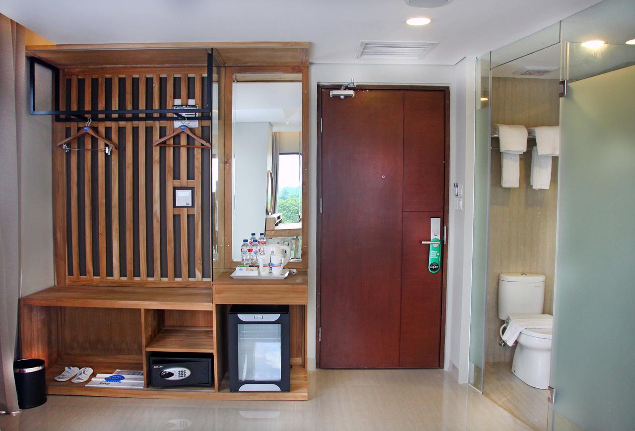 Famvida Hotel Lubuklinggau מראה חיצוני תמונה