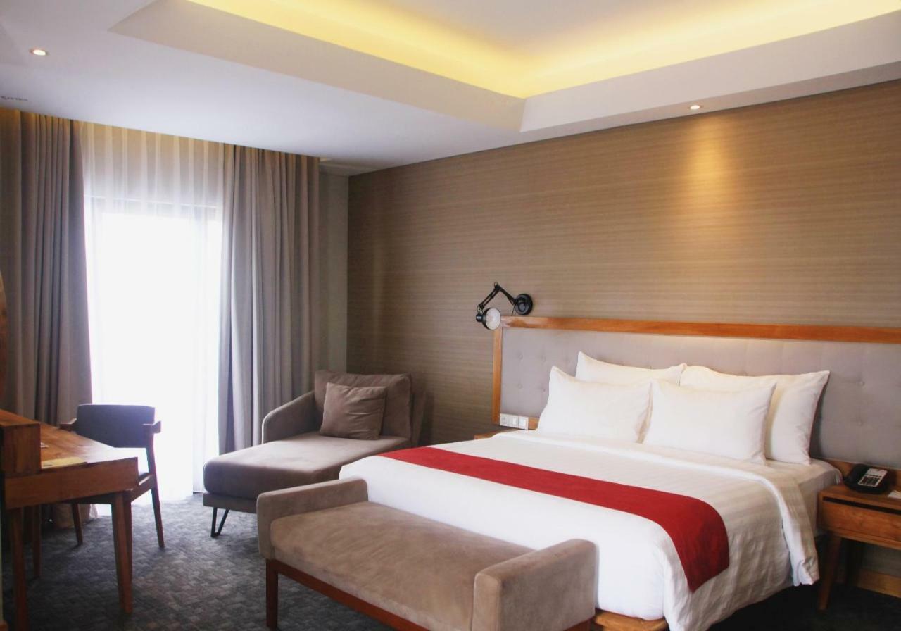 Famvida Hotel Lubuklinggau מראה חיצוני תמונה