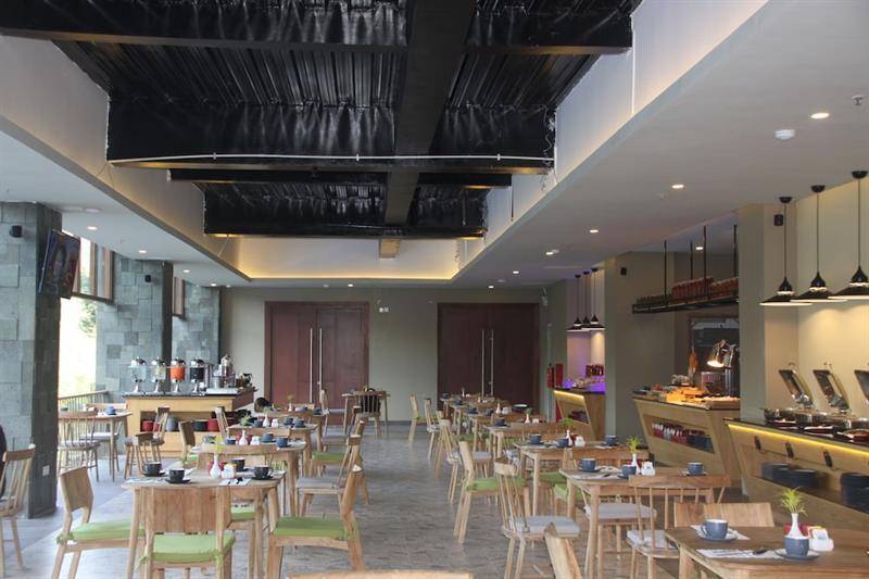 Famvida Hotel Lubuklinggau מראה חיצוני תמונה